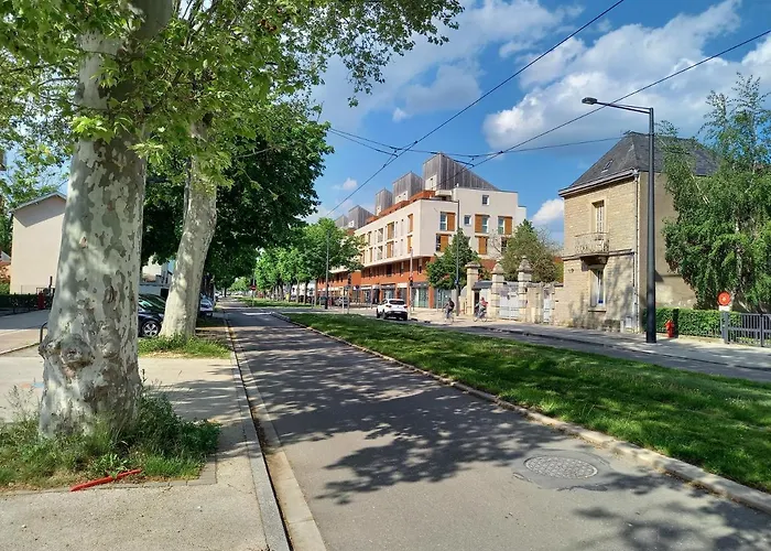 Avec Terrasse En Calme A Dijon. Διαμέρισμα *